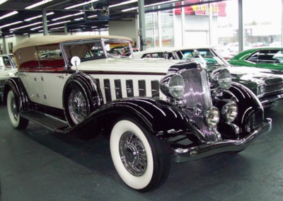 1933 Chrysler Imperial Sport Phaeton